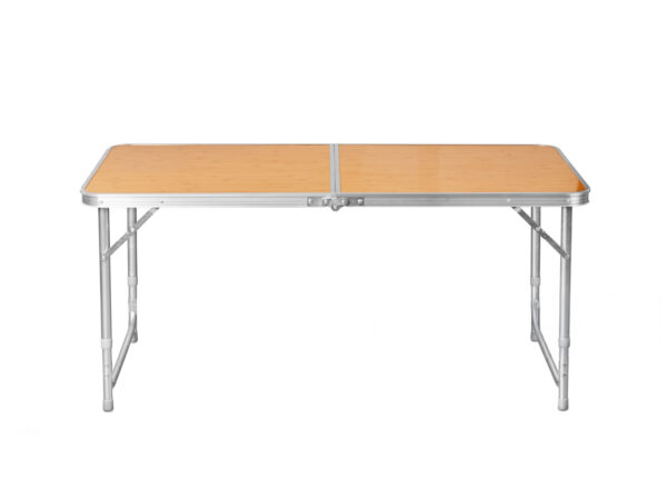 Table extérieure